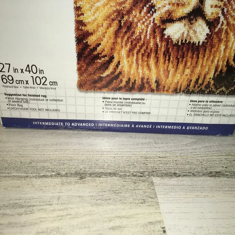 NEW SEALED Caron Wonder Art Latch Hook Kit 426131 Lion 27” x 40” Jungle King